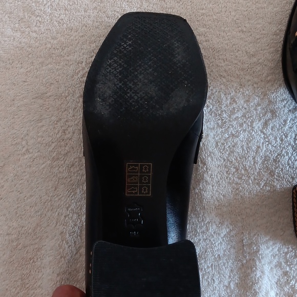 Tory Burch Leather Heeled Loafers - Picture 15 of 16